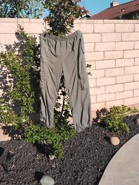 C&C California Olive Green Wide Leg Cargo Joggers